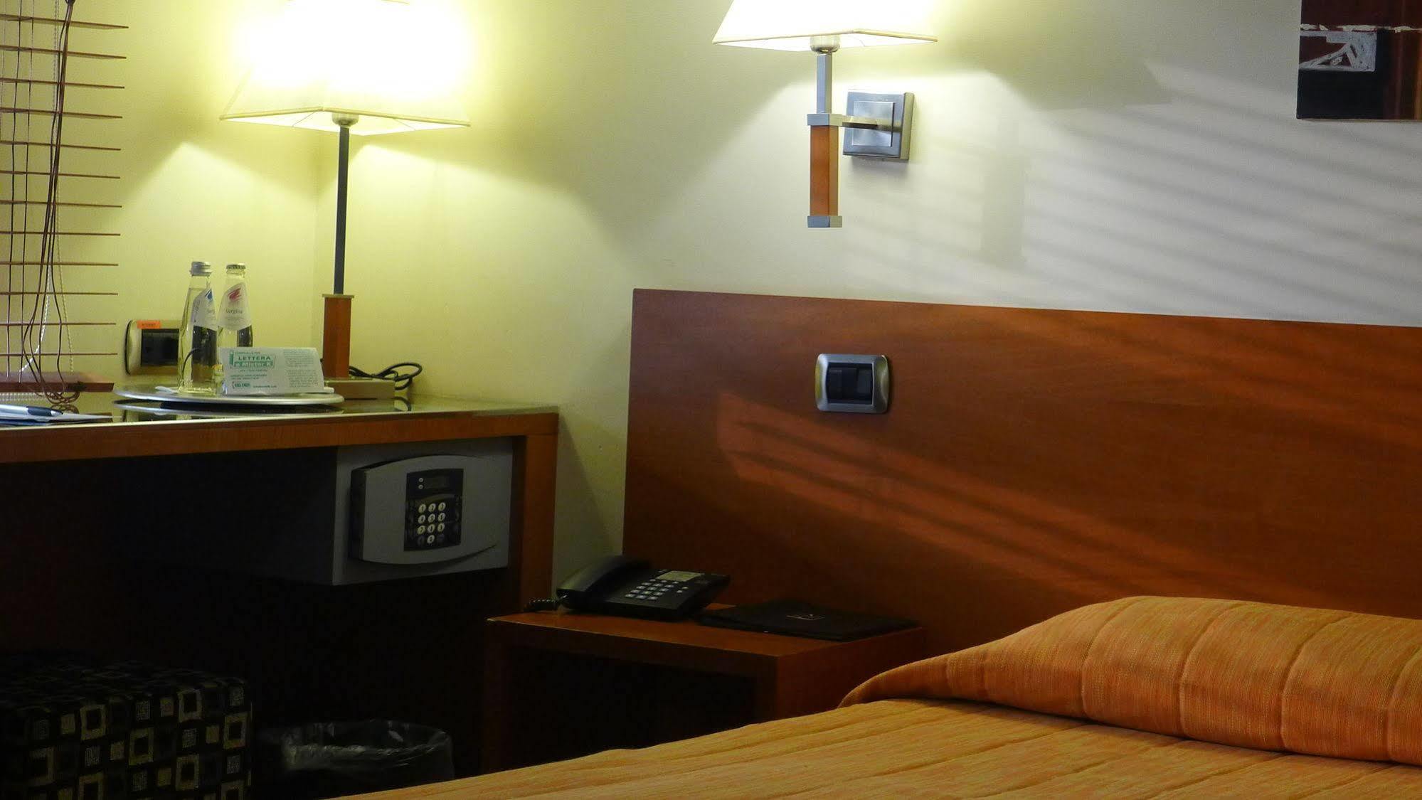 Hotel Motel K Casei Gerola Eksteriør bilde