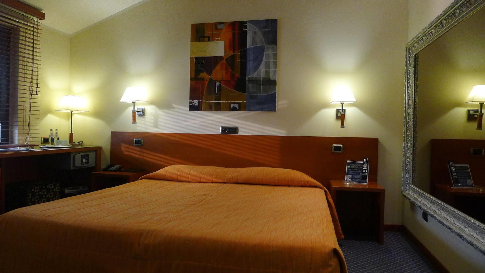 Hotel Motel K Casei Gerola Eksteriør bilde